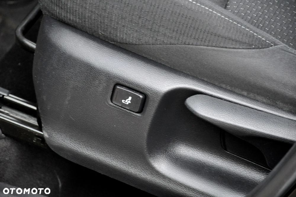 Toyota C-HR Style Selection - 38