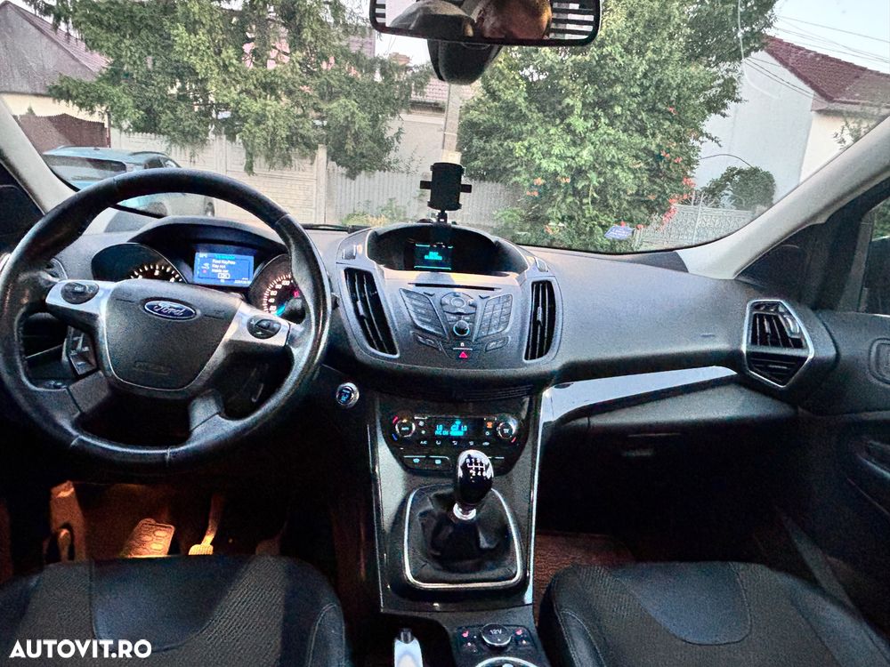 Ford Kuga 2.0 TDCi 2WD Trend - 20