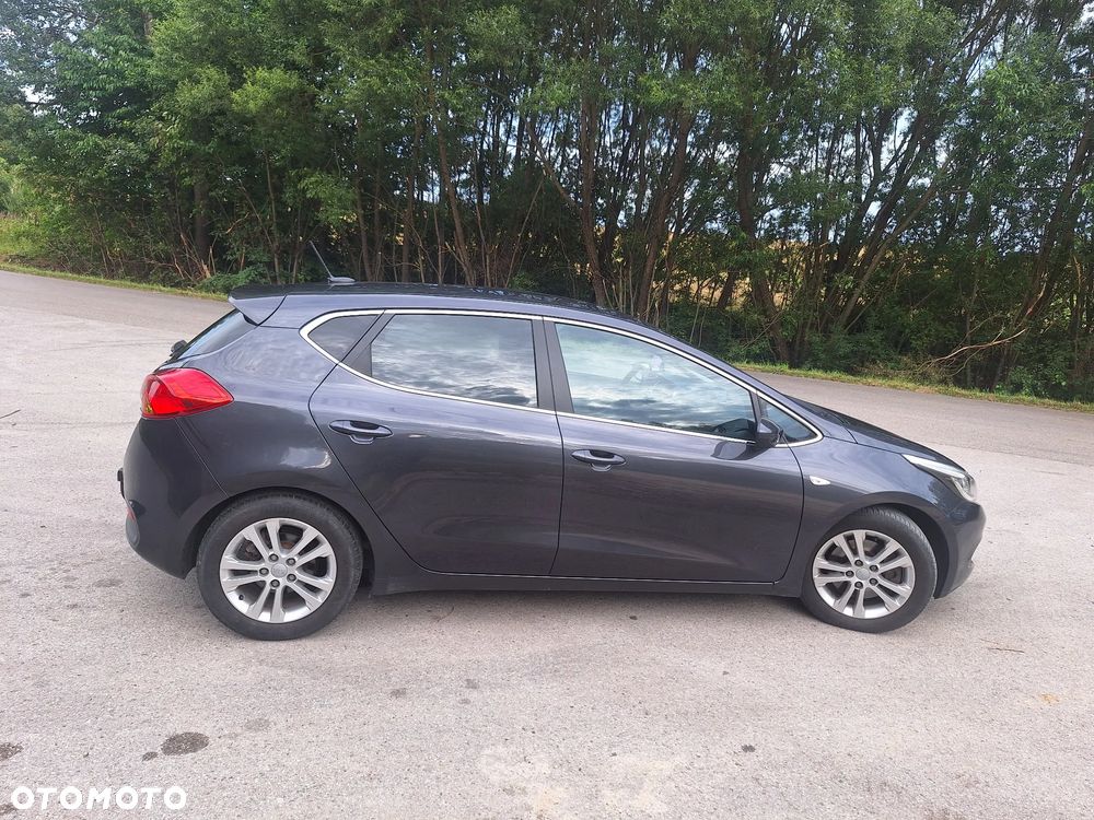 Kia Ceed - 20