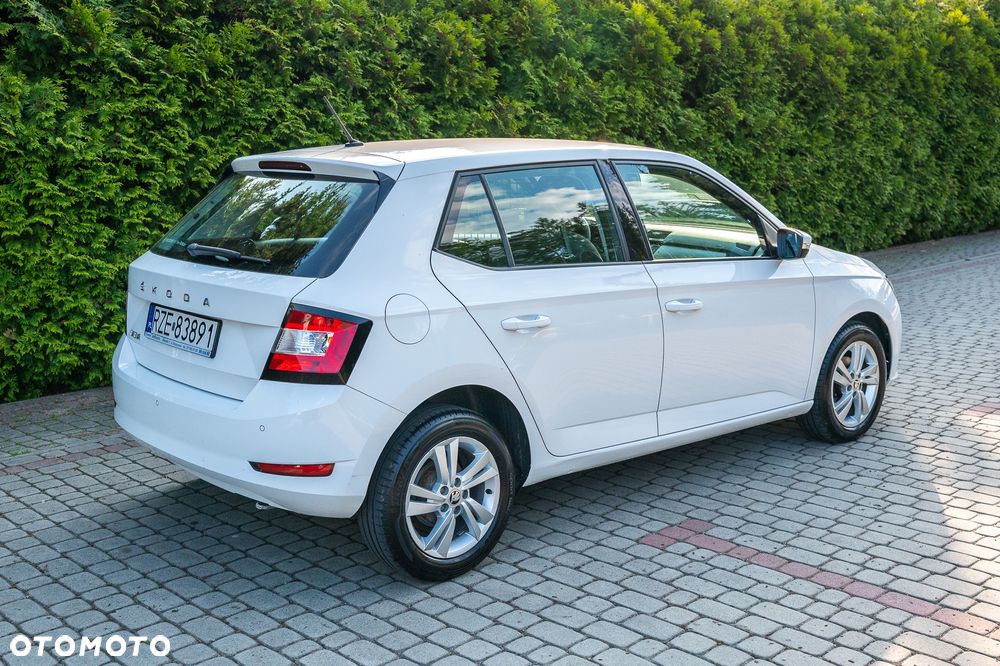 Skoda Fabia 1.0 Ambition - 25