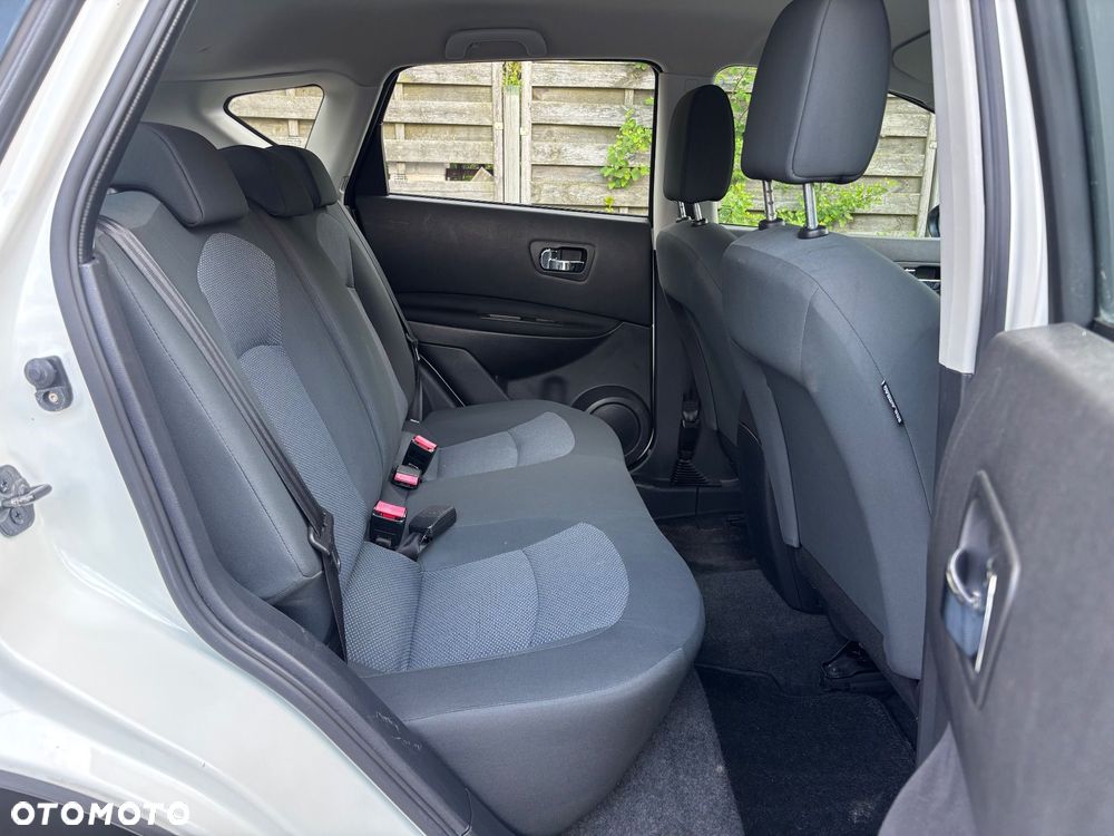Nissan Qashqai 1.6 Visia - 23