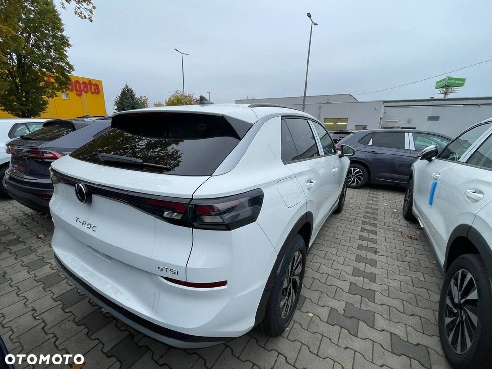 Volkswagen T-Roc - 3