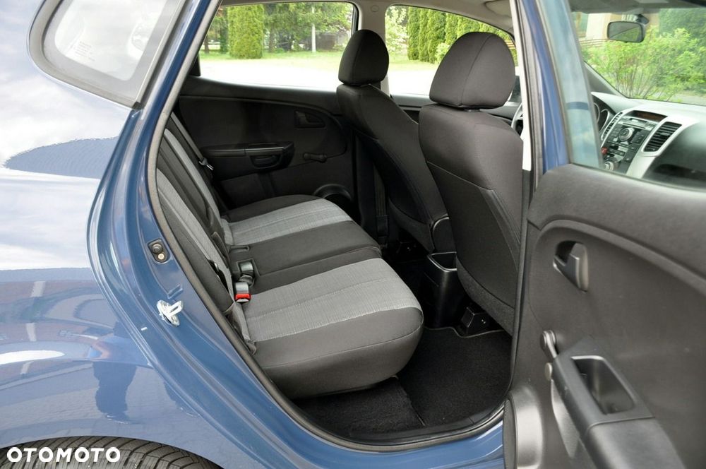 Kia Venga - 19