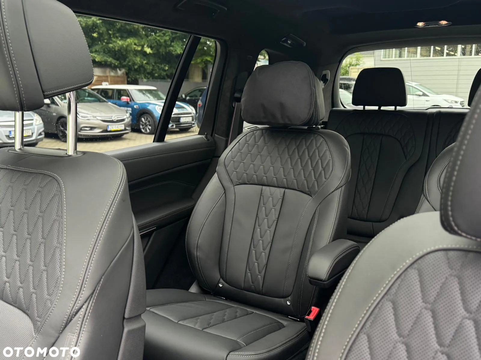 BMW X7 - 26