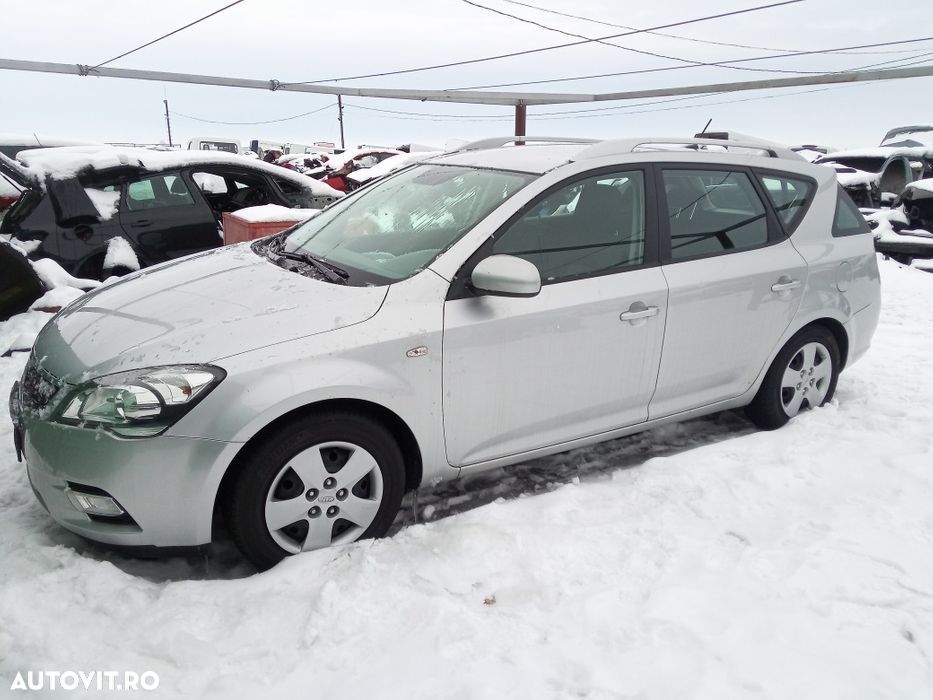 Dezmembrez Kia Ceed Facelift 1,6 Crdi - 1