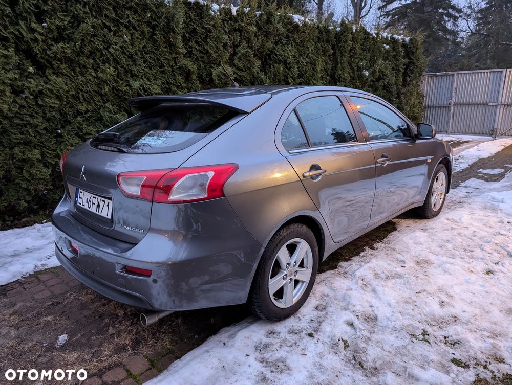 Mitsubishi Lancer 1.8 Invite - 7