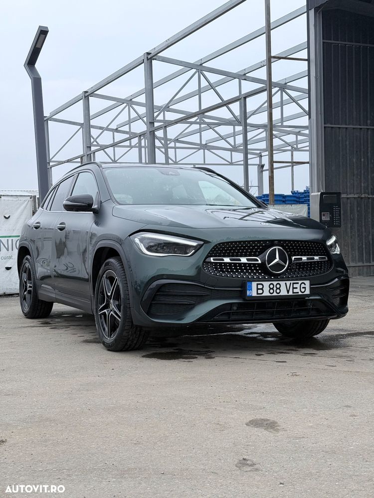 Mercedes-Benz GLA - 1