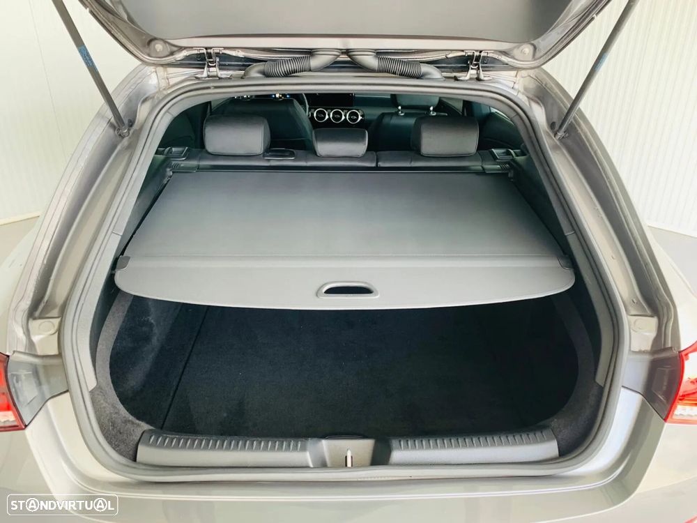 Mercedes-Benz CLA 180 7G-DCT Progressive - 36