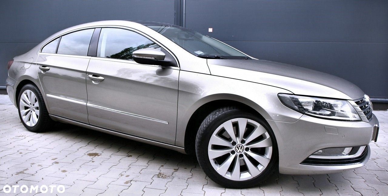 Volkswagen Passat CC - 30