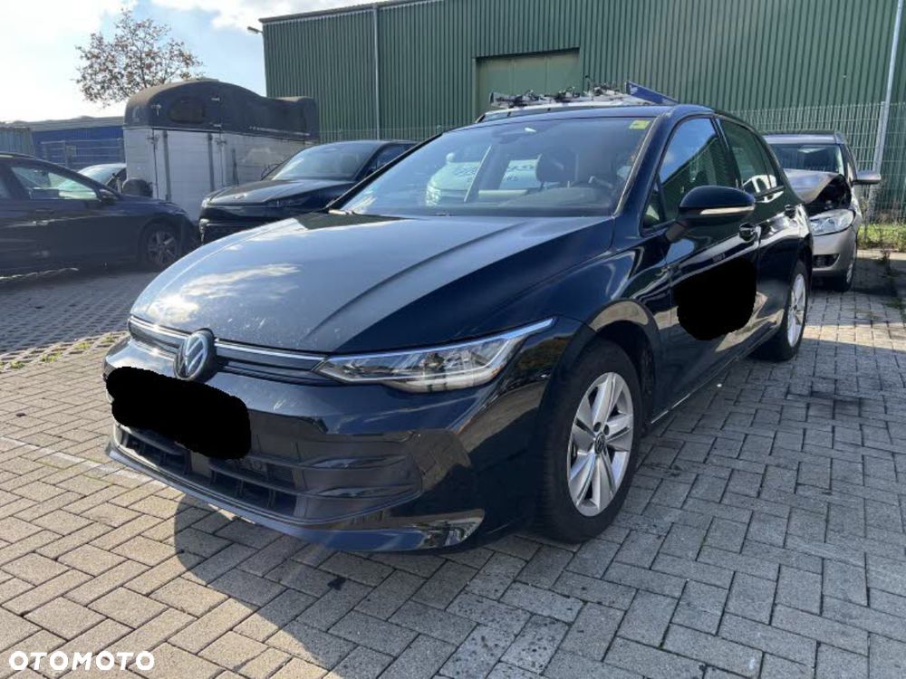 Volkswagen Golf - 1