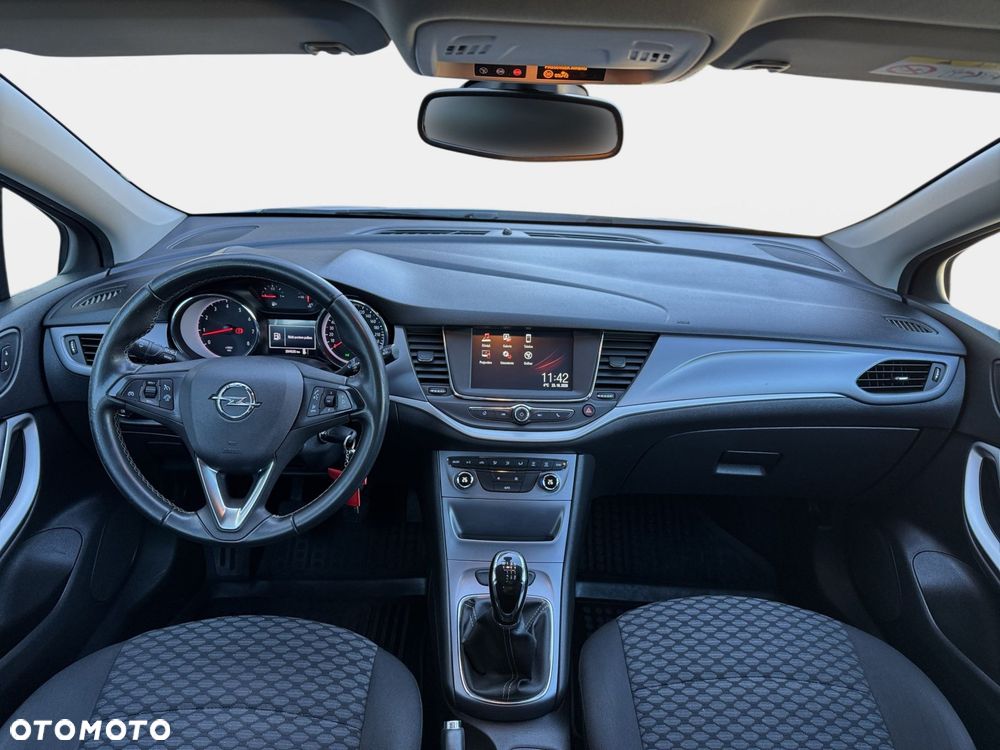 Opel Astra - 11