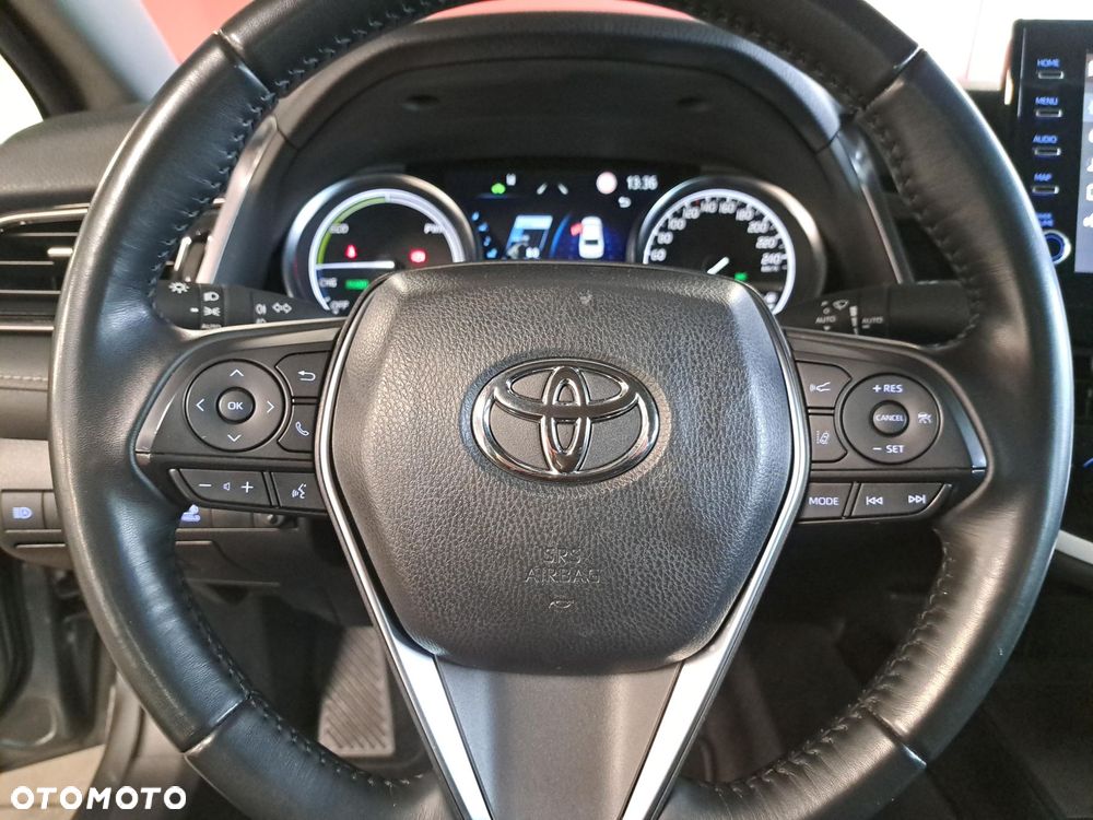 Toyota Camry 2.5 Hybrid Prestige CVT - 32