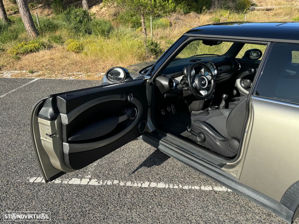 MINI 3 Portas Cooper S - 15