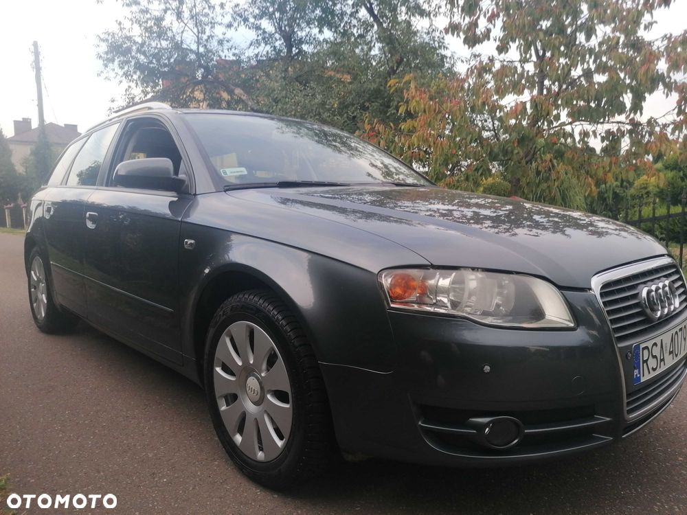 Audi A4 Avant - 4