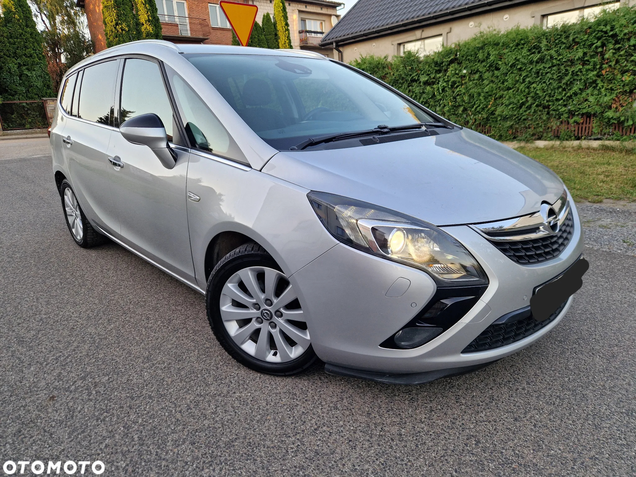 Opel Zafira 2.0 CDTI Cosmo EcoFLEX S&S - 2