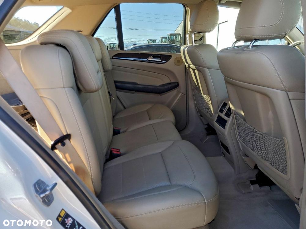 Mercedes-Benz ML 350 4MATIC (BlueEFFICIENCY) 7G-TRONIC - 11