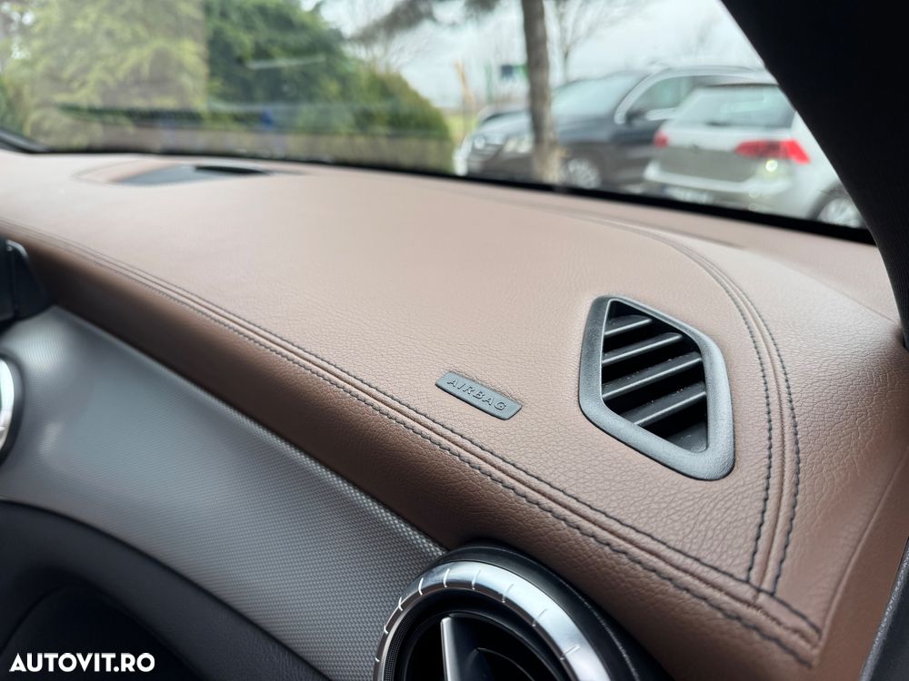 Mercedes-Benz CLA 200 7G-DCT - 23