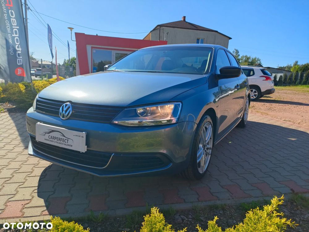 Volkswagen Jetta - 12