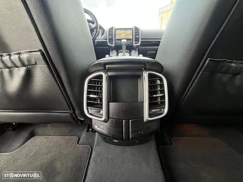 Porsche Cayenne Tiptronic - 30