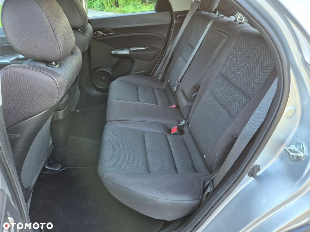 Honda Civic 1.4 i-VTEC Comfort - 29