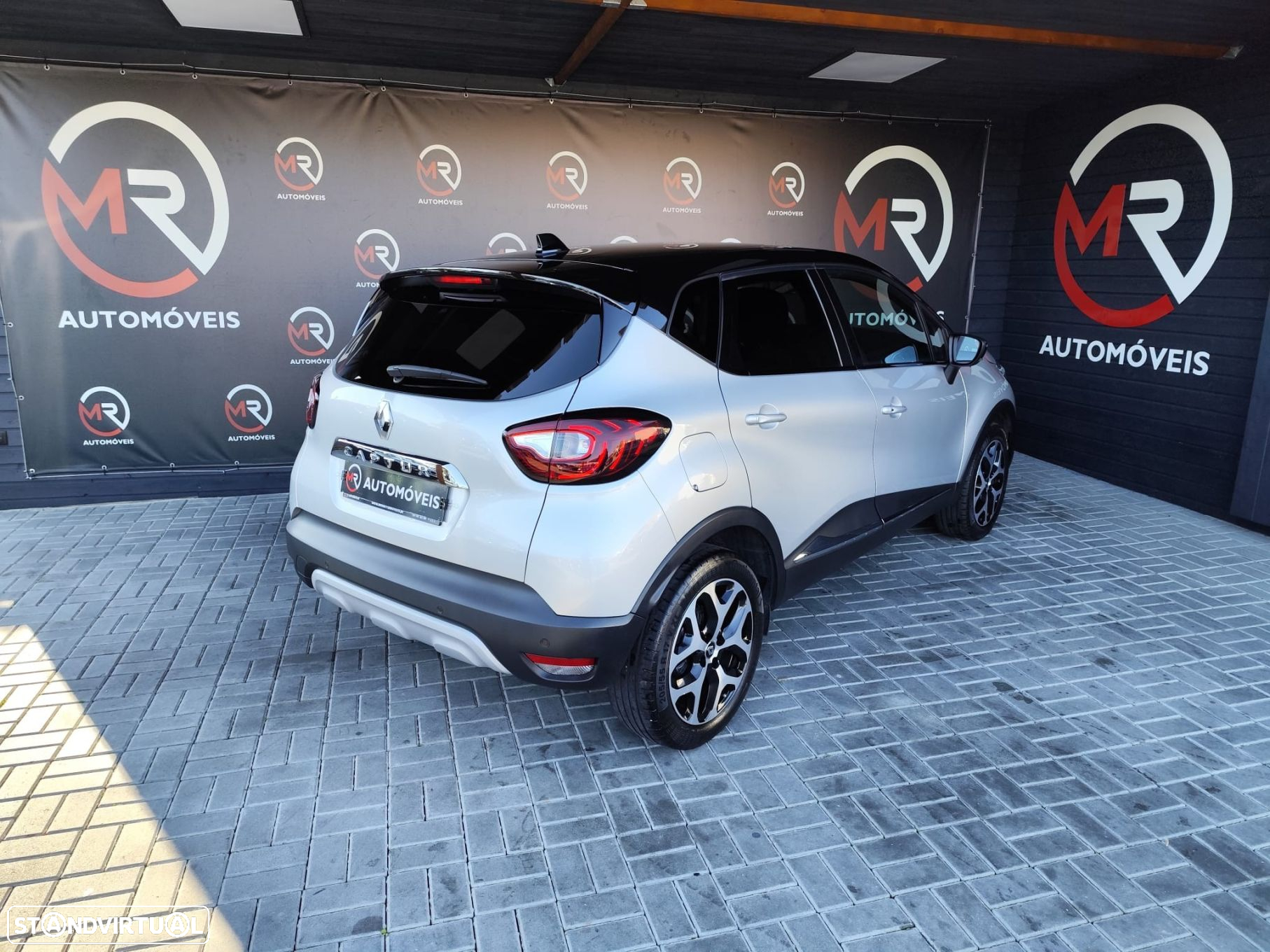 Renault Captur 0.9 TCE Exclusive - 9