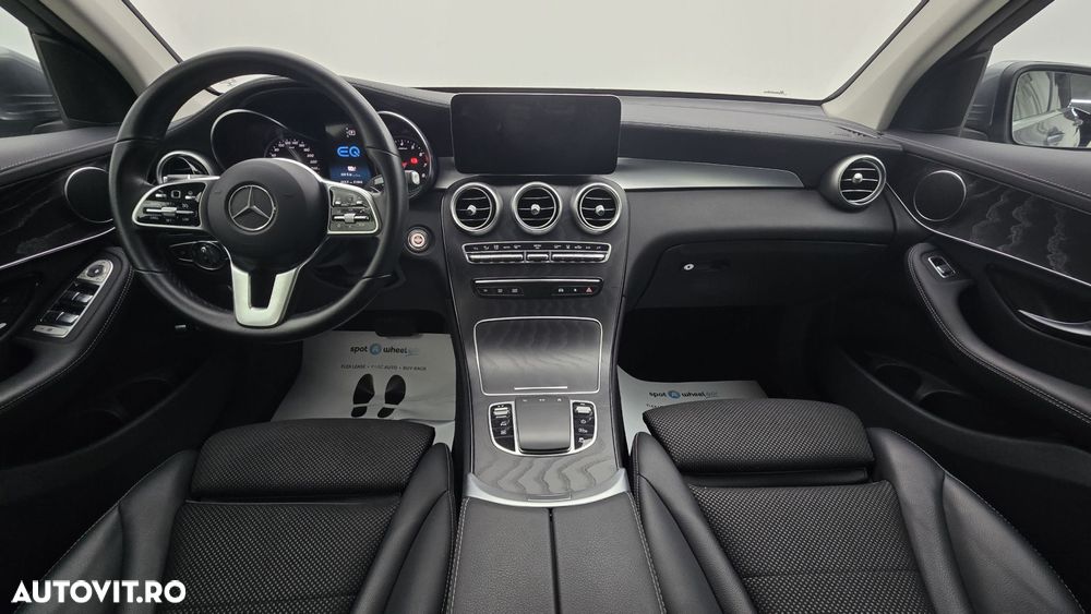 Mercedes-Benz GLC 300 e 4MATIC - 14