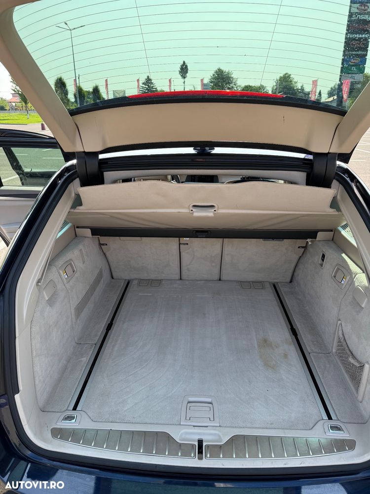 BMW Seria 5 520d Aut. Luxury Line - 11