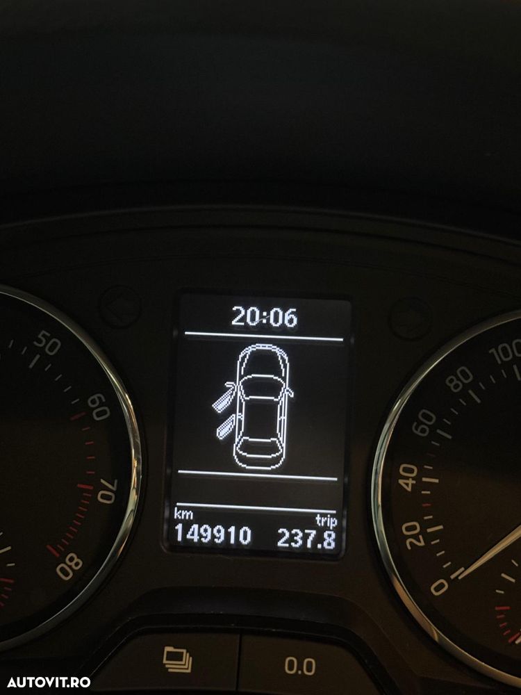 Skoda RAPID 1.2 TSI Elegance - 6