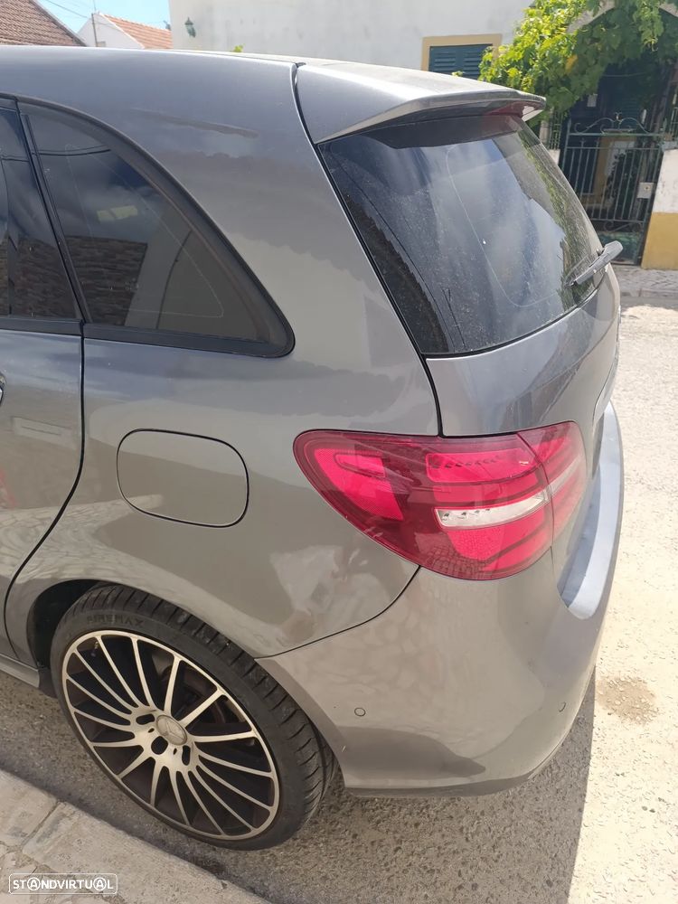 Mercedes-Benz B 200 (CDI) d 7G-DCT Urban - 8