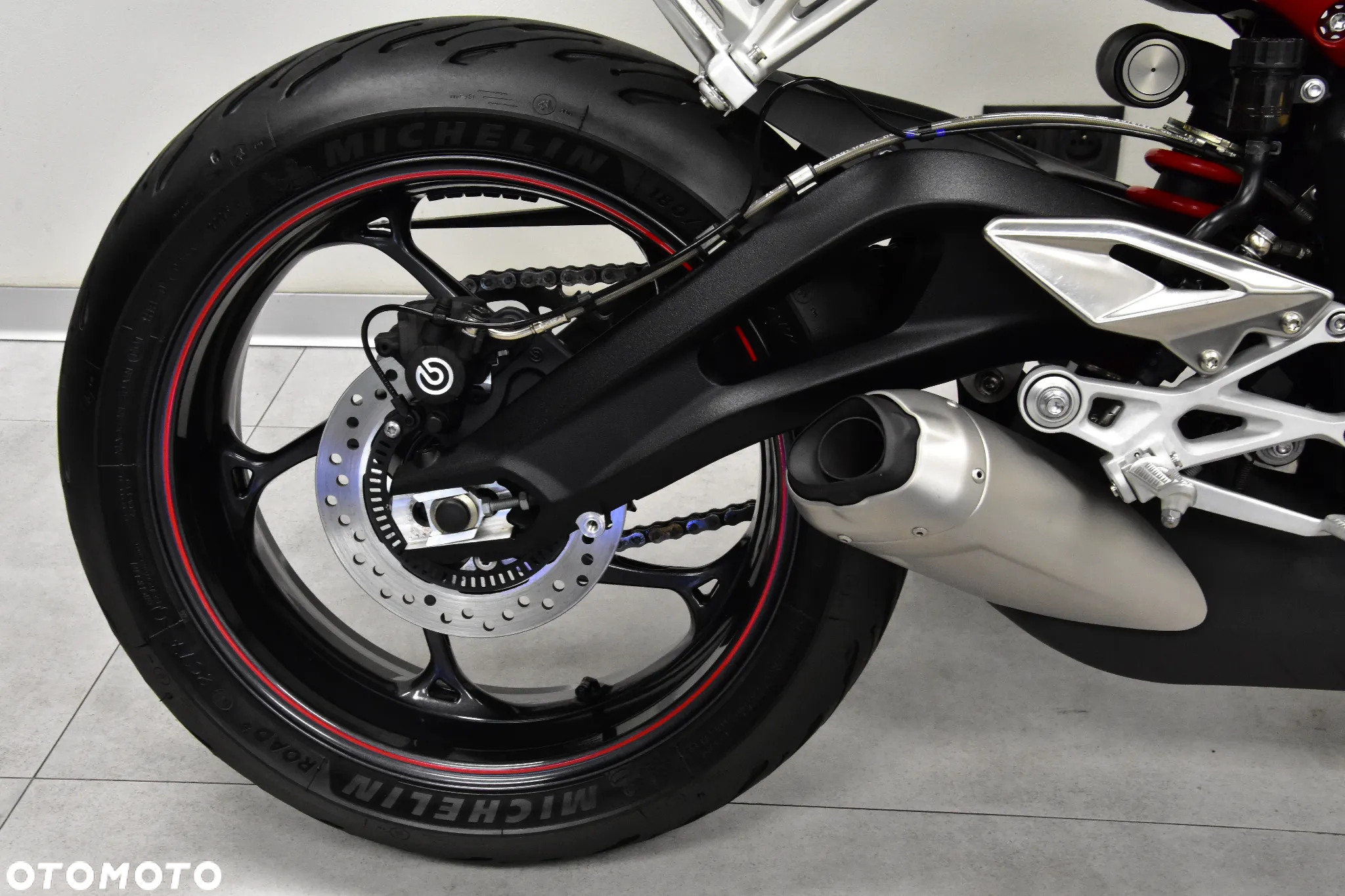 Triumph Street Triple - 30