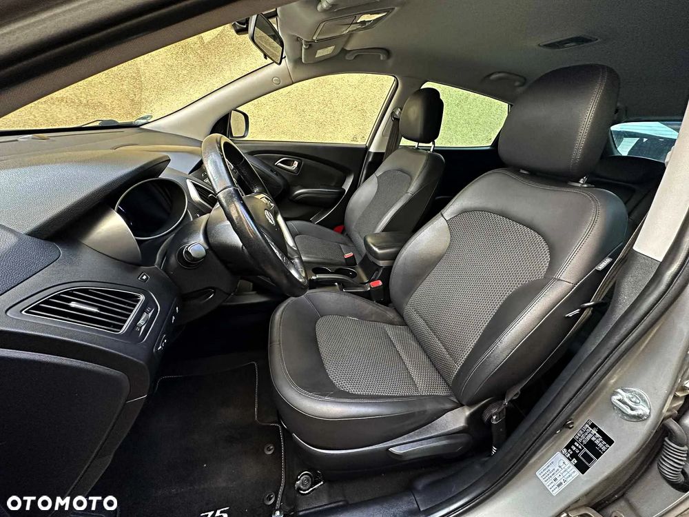 Hyundai ix35 2.0 Premium 2WD - 21
