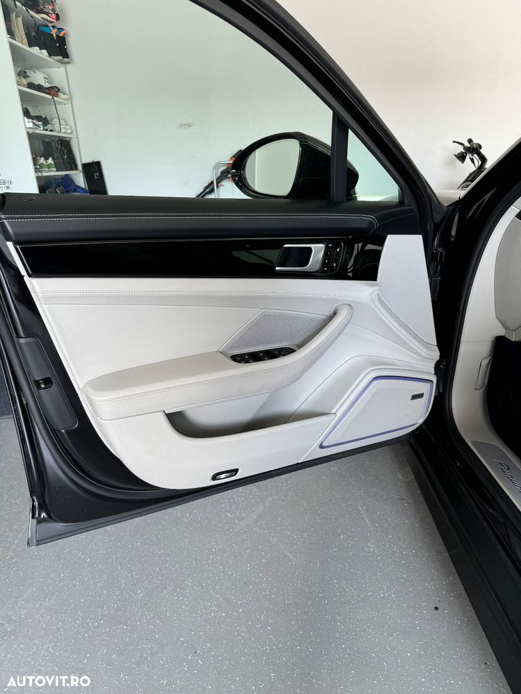 Porsche Panamera 4 E-Hybrid - 19