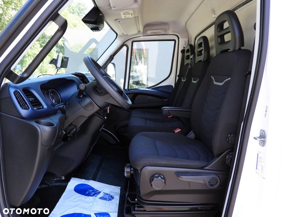 Iveco DAILY 72C18 WINDA 14 PALET TEMPOMAT PNEUMATYKA AUTOMAT HI-MATIC BLIŹNIACZE KOŁA KLIMATYZACJA  180KM - 30