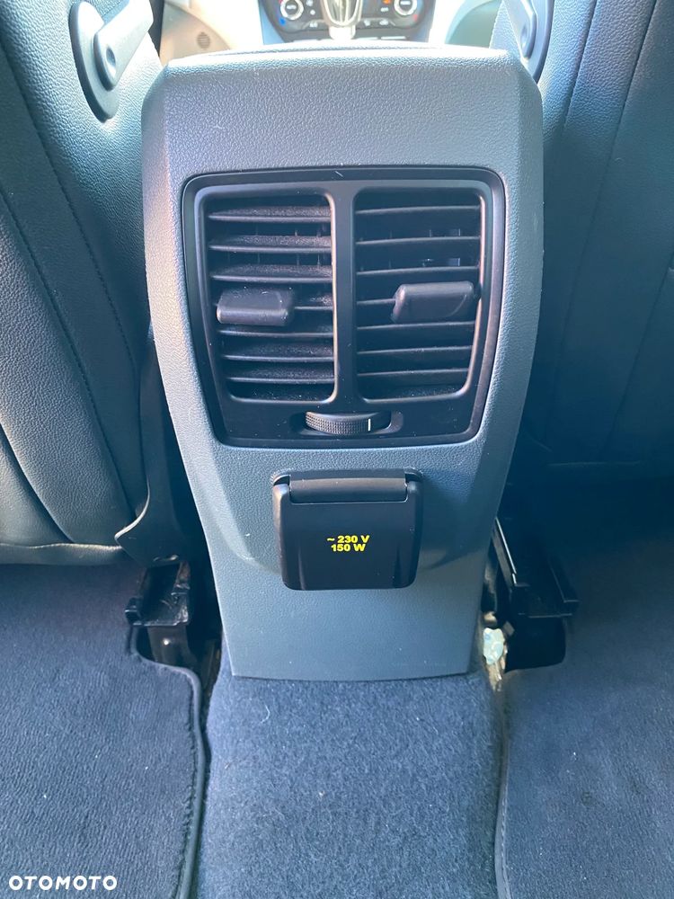 Ford Grand C-MAX - 17
