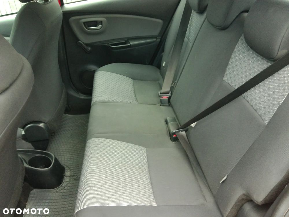 Toyota Yaris 1.33 Active - 14
