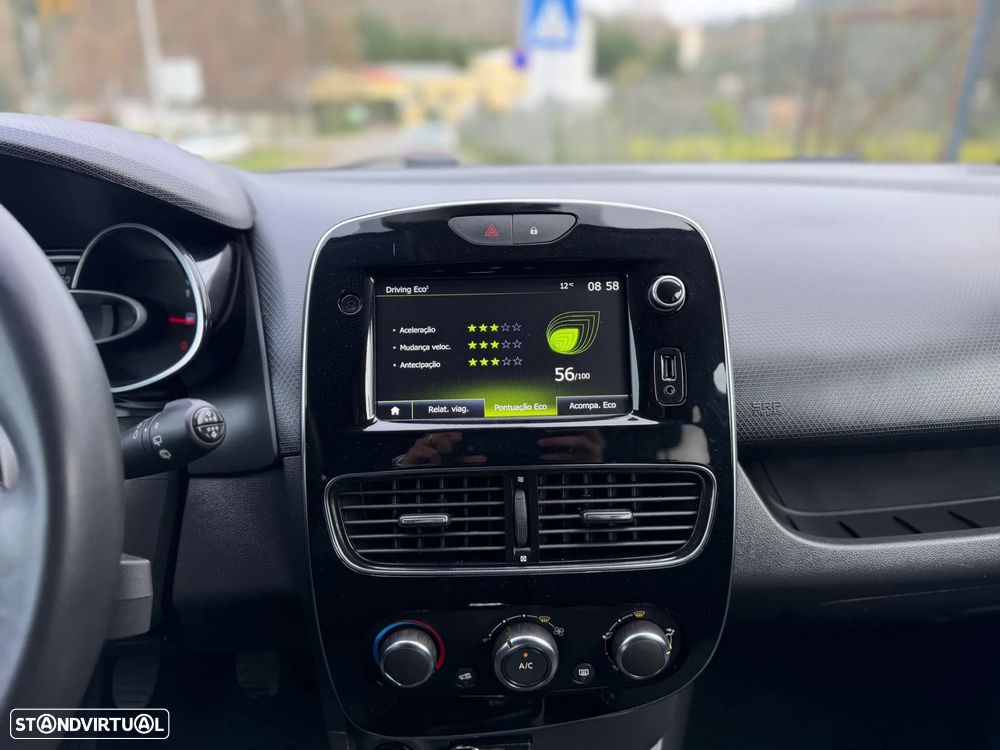 Renault Clio 0.9 TCe Limited - 26