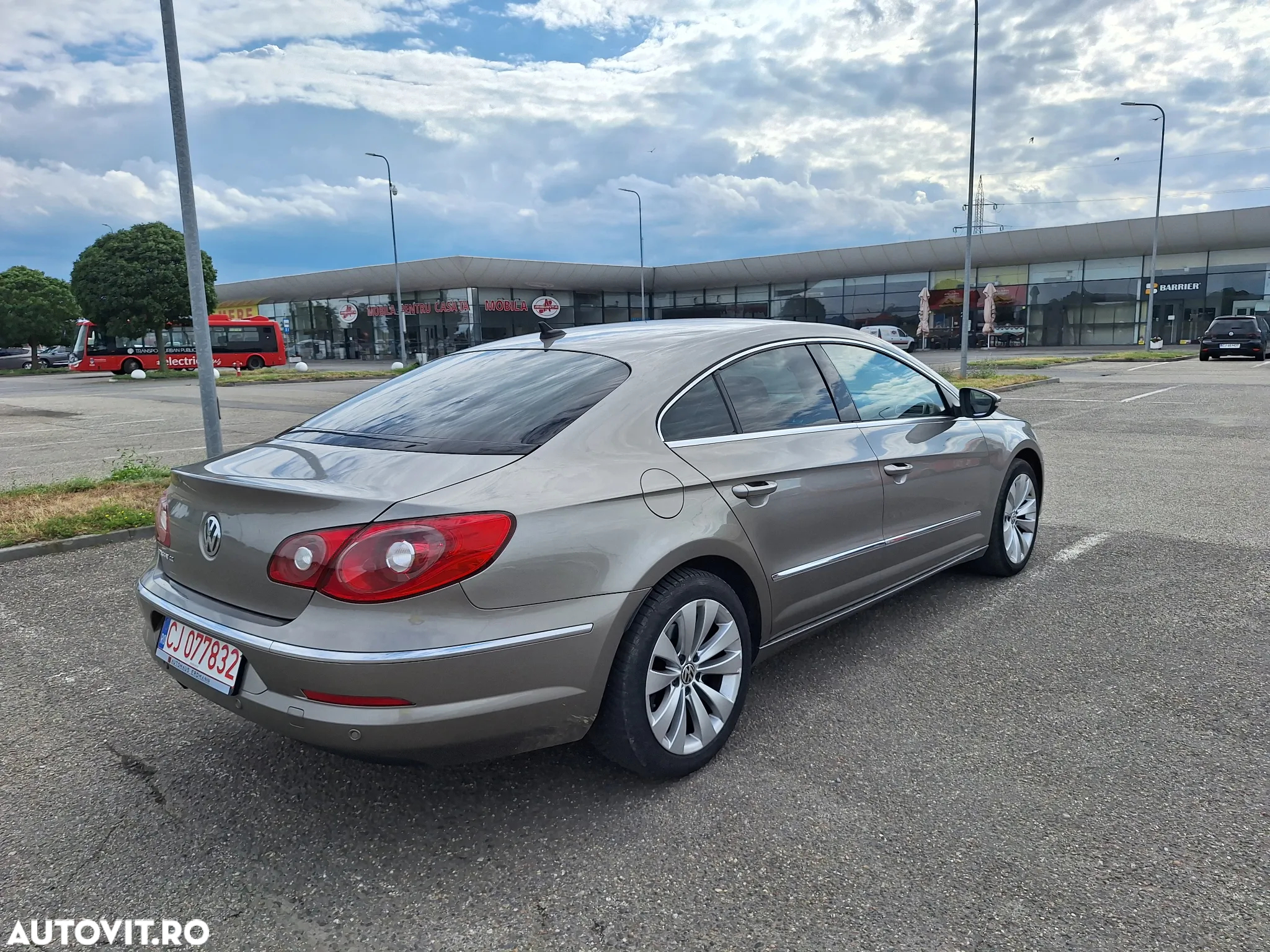 Volkswagen Passat 1.8 TSI DSG Individual - 2