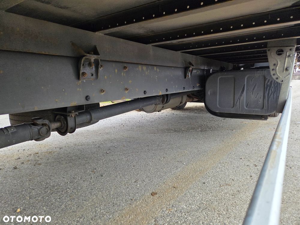 Renault Midlum 220 Atego Scania - 22