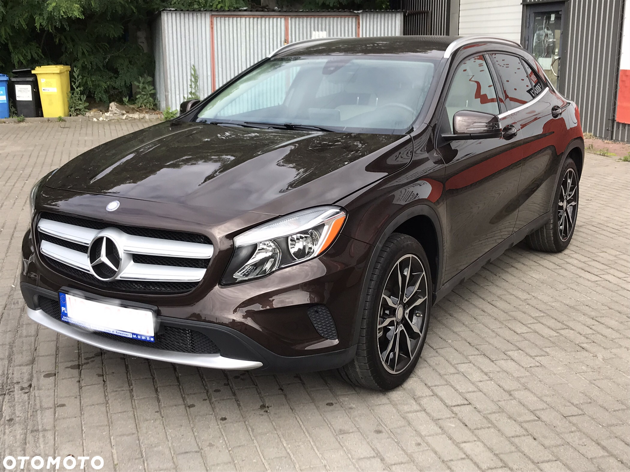 Mercedes-Benz GLA - 8