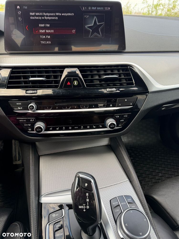 BMW Seria 5 - 12