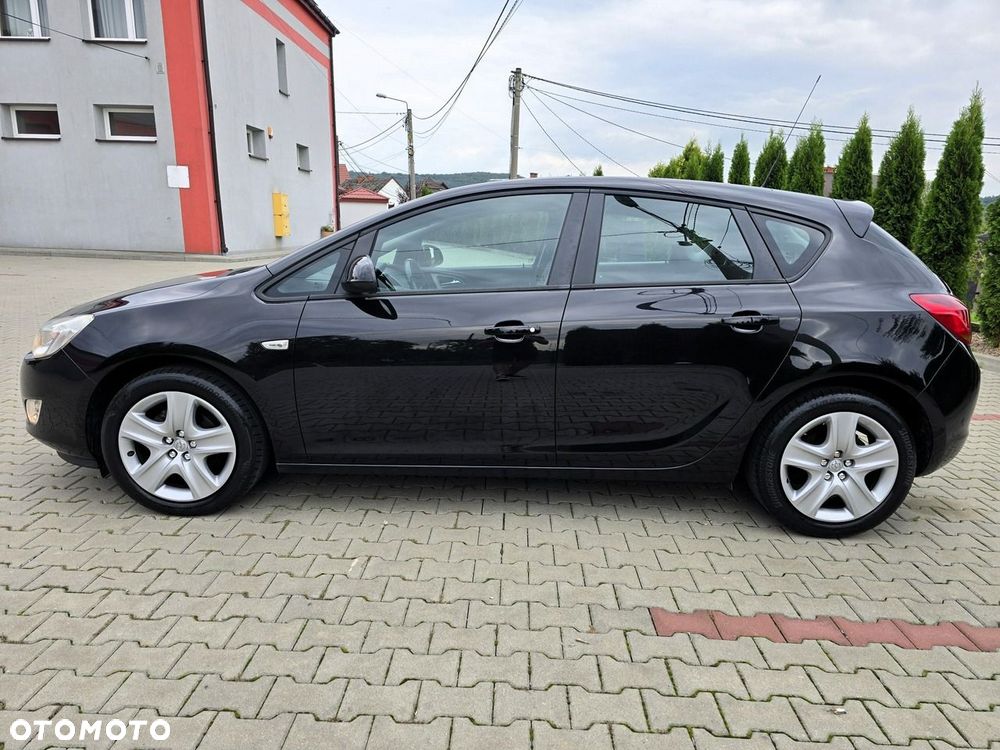Opel Astra 1.6 Enjoy EU6 - 5