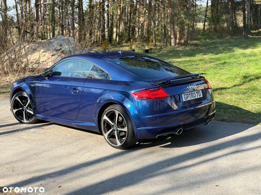 Audi TT Coupé - 17