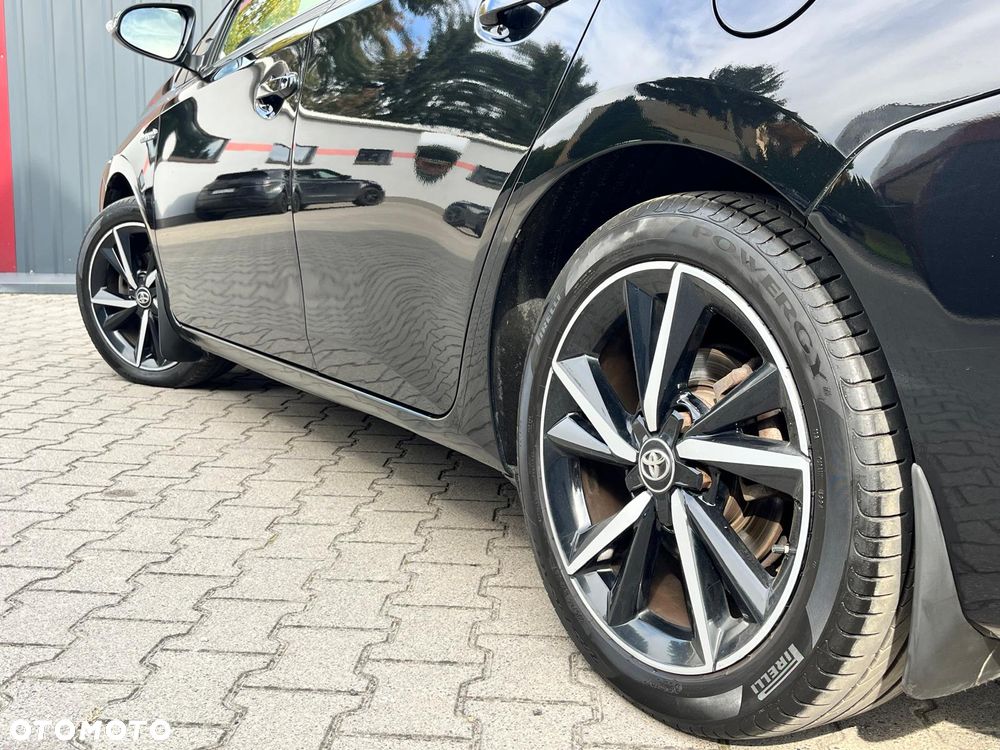 Toyota Auris Hybrid 135 Premium - 16