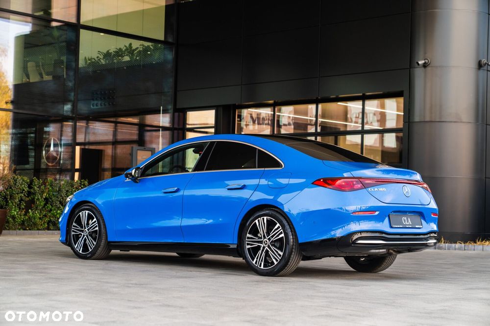 Mercedes-Benz CLA - 13