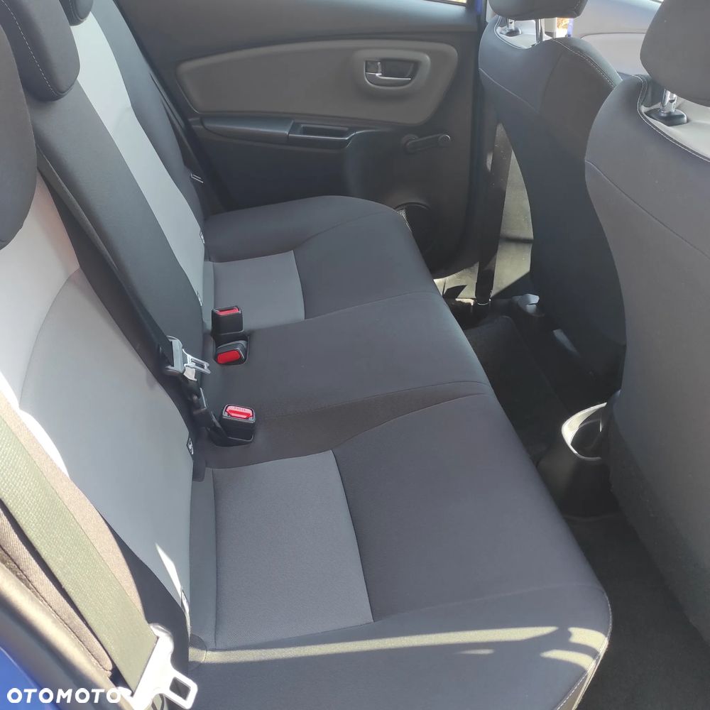 Toyota Yaris 1.5 Premium - 34