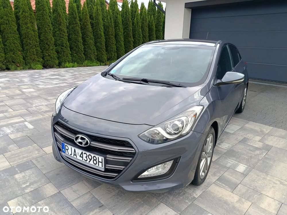 Hyundai i30 blue 1.6 GDI YES Gold - 2