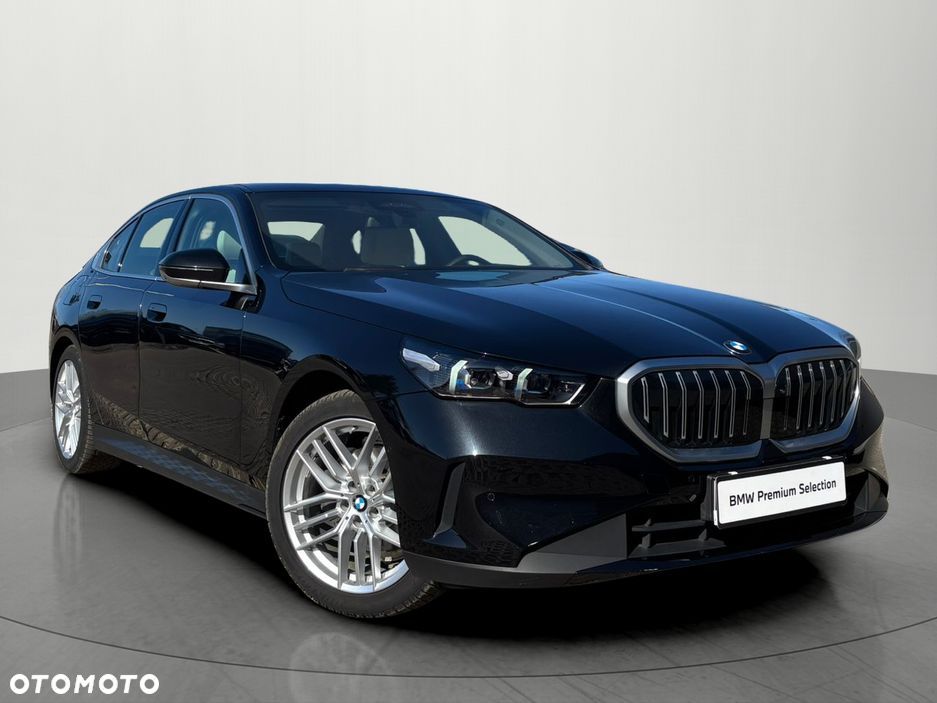BMW Seria 5 520d mHEV - 4