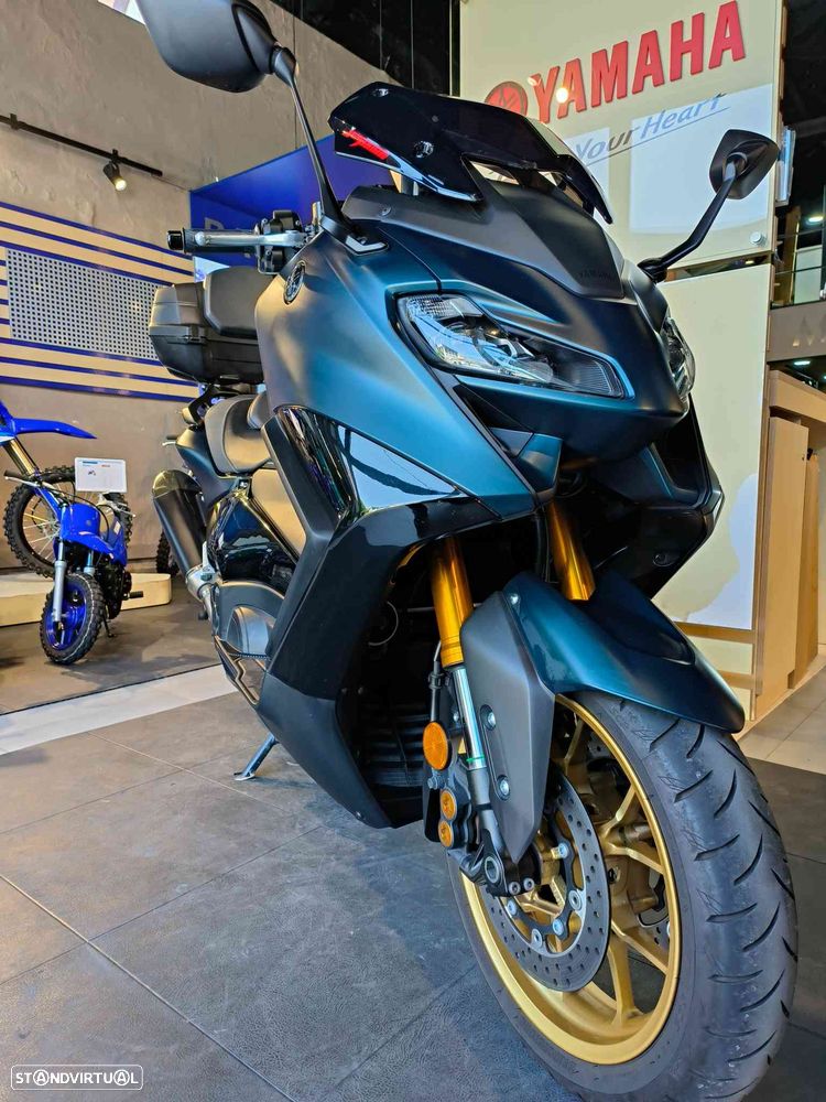 Yamaha TMAX TechMax - 3