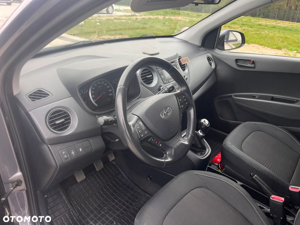 Hyundai i10 - 11