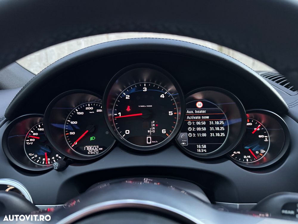 Porsche Cayenne Diesel Platinum Edition - 33